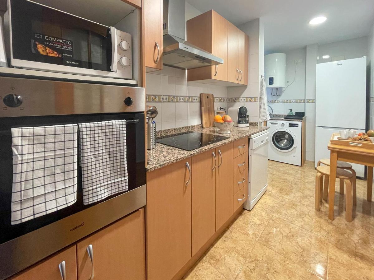 Amplio Apartamento En Pleno Corazon De Alicante Luaran gambar