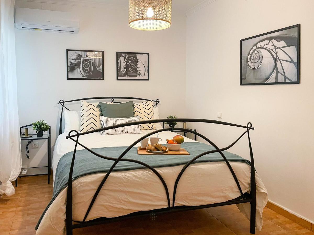 Amplio Apartamento En Pleno Corazon De Alicante Luaran gambar